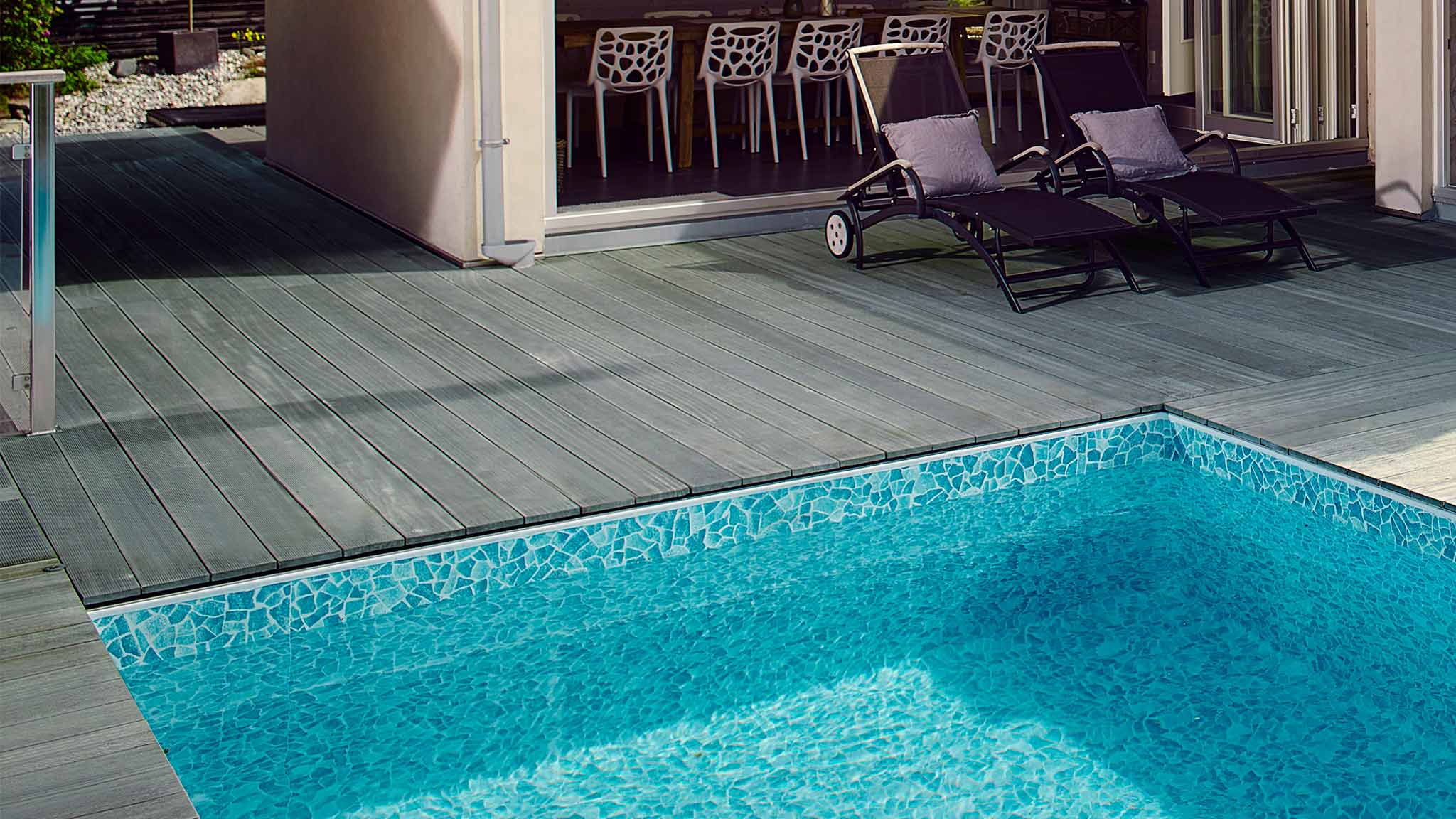 terrasseolie ved basseng terrasseolie ved basseng